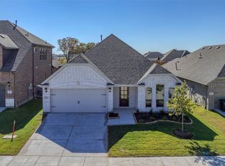 617 Brazos Dr, Van Alstyne, TX 75495