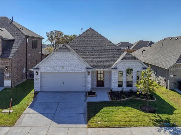 617 Brazos Dr, Van Alstyne, TX 75495