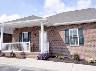 11 Gemstone Dr #1, Stuarts Draft, VA 24477