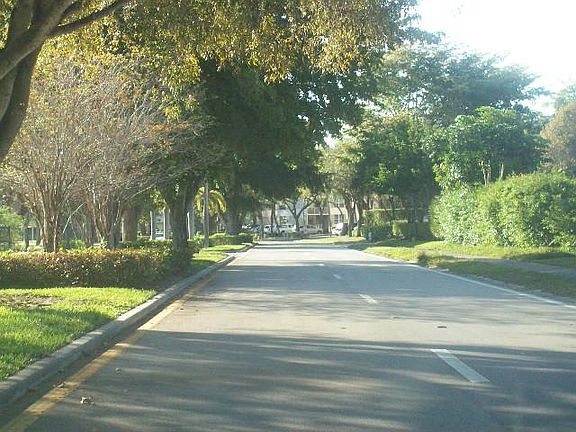 4th image of 8278 NW 24th St