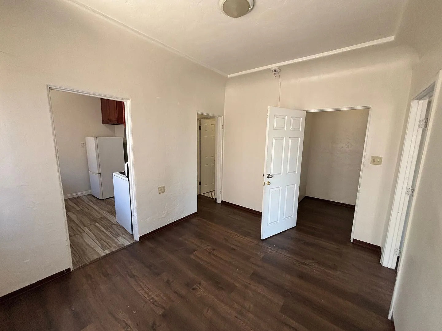 920 Spence Street — Photo 3