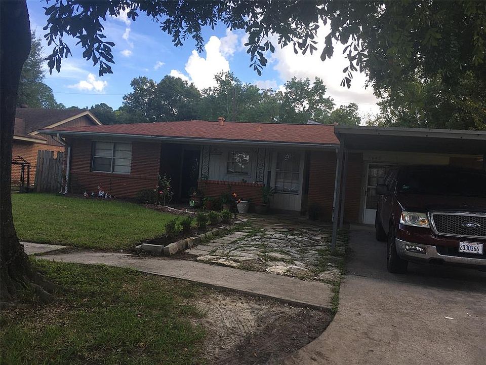 1st image of 1046 Eastlake St