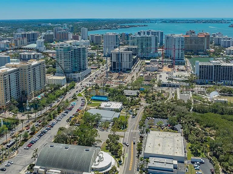 750 N Tamiami Trl #304 — Photo 42