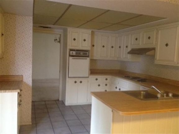 2nd image of 3803 Barrington St APT 2C