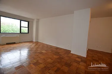 Rented by Manhattan Realty Group