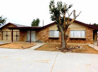 16566 Green Tree Blvd, Victorville, CA 92395