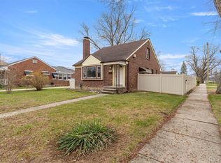 24555 Rouge River Dr, Dearborn Heights, MI 48127