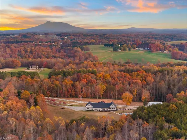 366 Sheep Farm Rd, Mount Airy, NC 27030