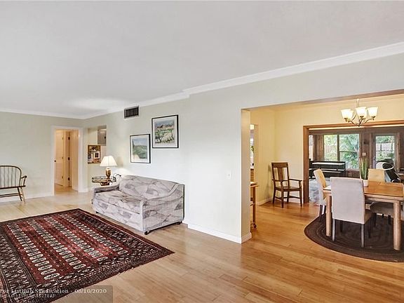 5th image of 2636 NE 27th Ct