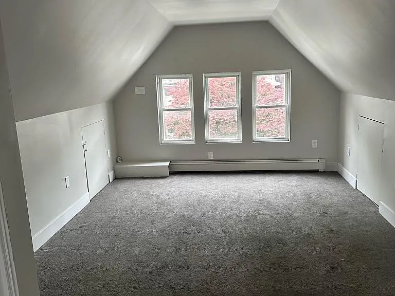 359 Kenney Ave — Photo 17