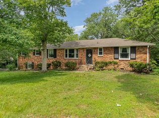 735 Clematis Dr, Nashville, TN 37205