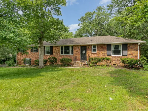 735 Clematis Dr, Nashville, TN 37205