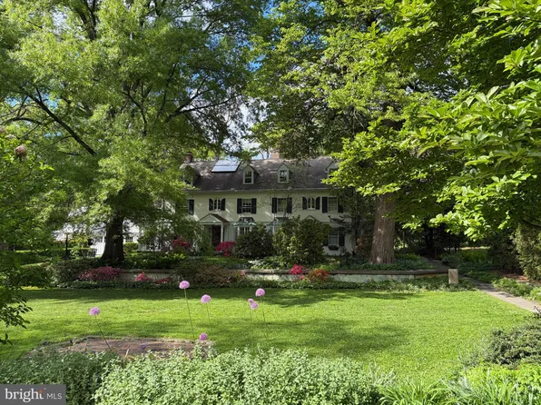 1121 Spring Grove Ave, Lancaster, PA 17603
