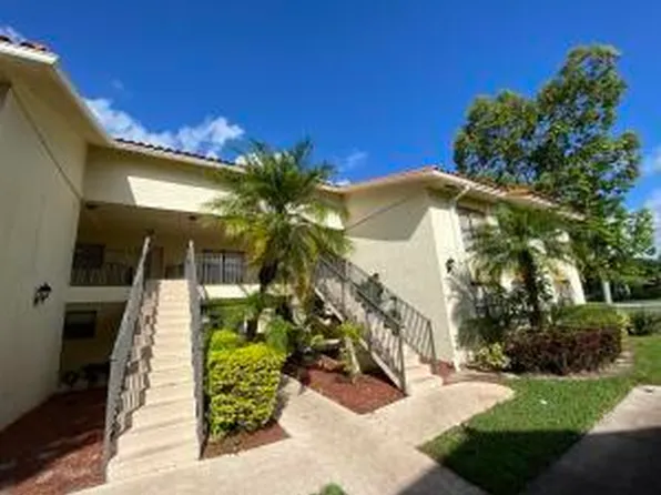 1520 Windorah Way, Royal Palm Beach, FL