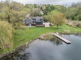 S105W29908 Circle Dr, Mukwonago, WI 53149