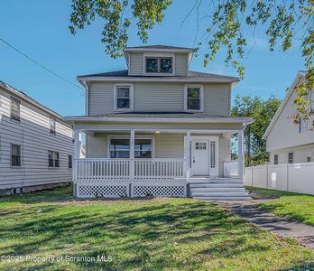 205 Constitution Ave, Jessup, PA, 18434