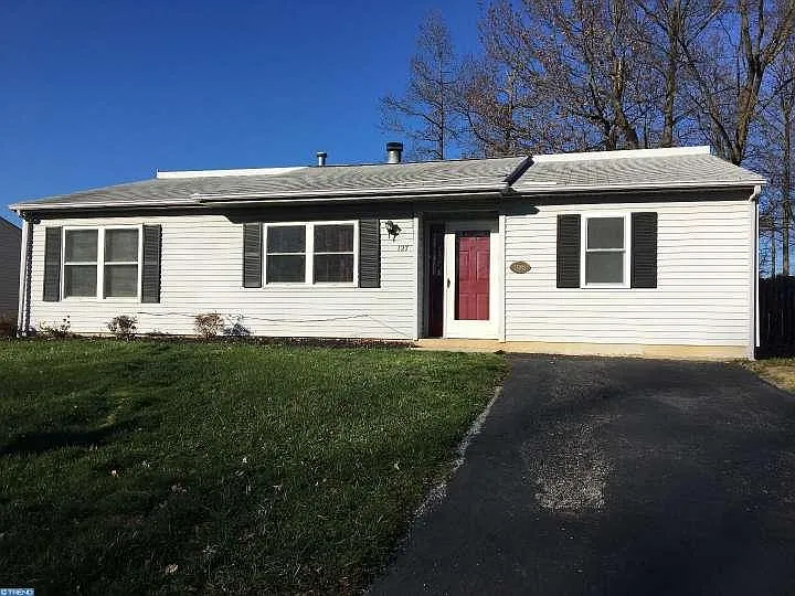 127 Medley Dr photo 1