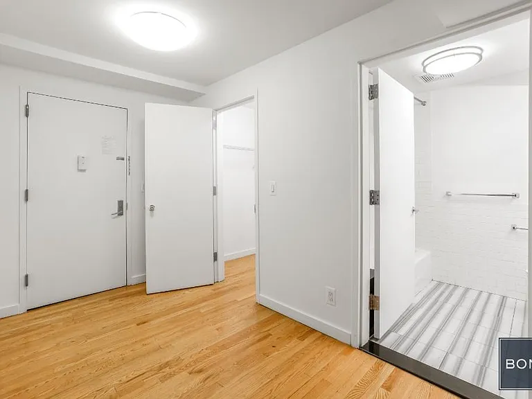 207 E 27th St #STEB — Photo 10