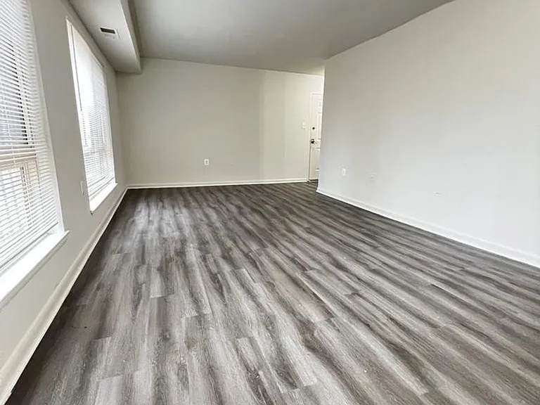 5301 Quincy St — Photo 27