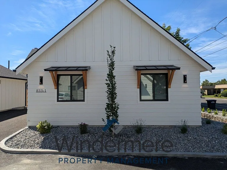 831 & 833 S 2nd Ave — Photo 33