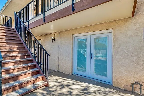 1 bed, 700 sqft, $995 — Photo 2