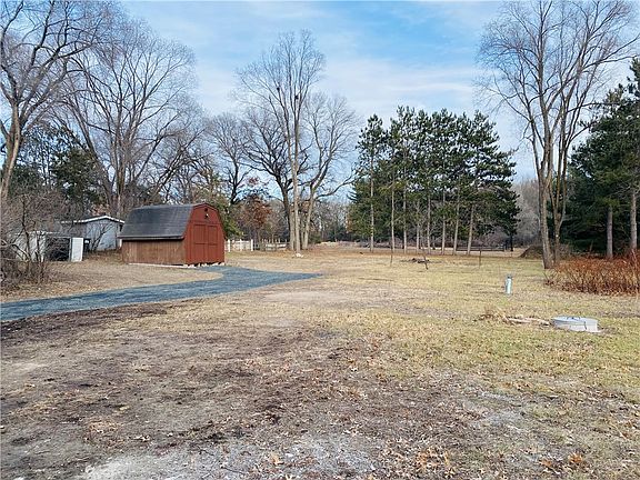 4th image of 1137 McKinley Road