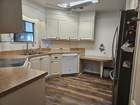 5th image of 7680 SE Shenandoah Drive
