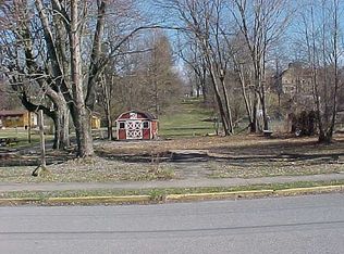 620 Maple Ave, Alderson, WV 24910