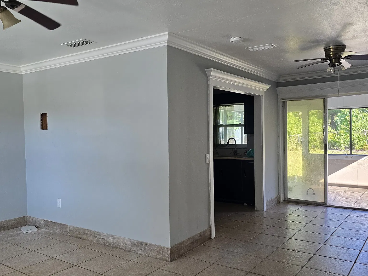 6129 Balboa Dr — Photo 4