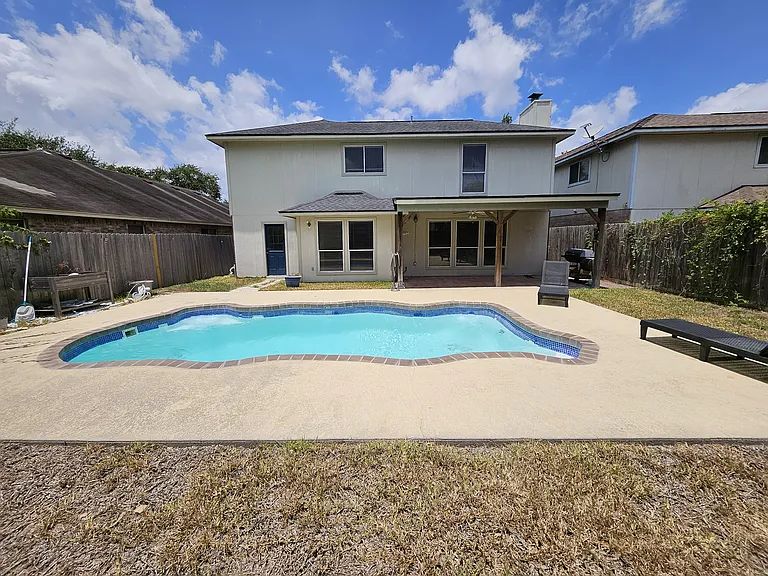 7630 Cedar Brook Dr — Photo 8