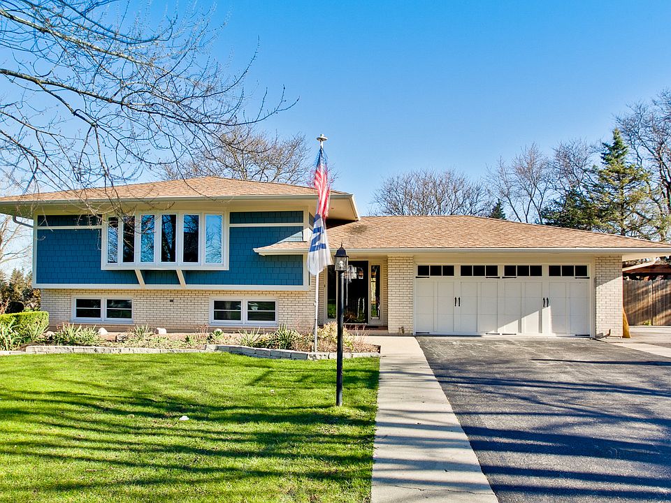 1st image of 15090 W Clover Ln