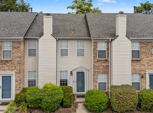 3175 Kirklevington Dr #241, Lexington, KY 40517