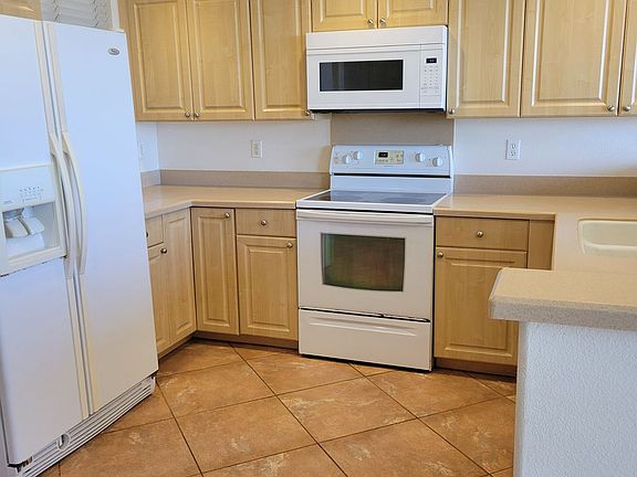 4th image of 92-1145 Panana St APT 1603