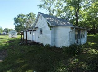 723 W South 9th St, Shelbyville, IL