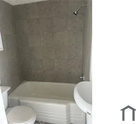 2430 Altoona St — Photo 11