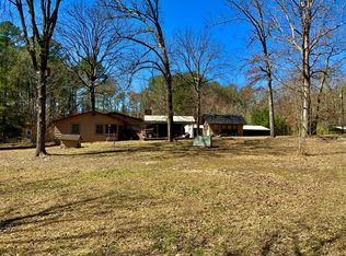 7905 Lick Creek Rd, Big Sandy, TN 38221