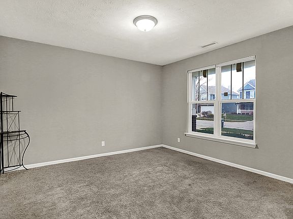 5th image of 1333 Old Heritage Pl
