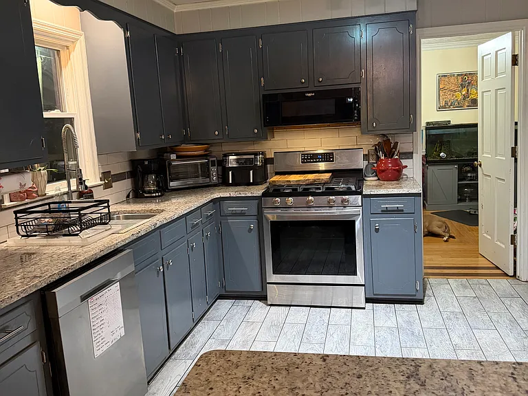 364 Hanley Cir — Photo 9