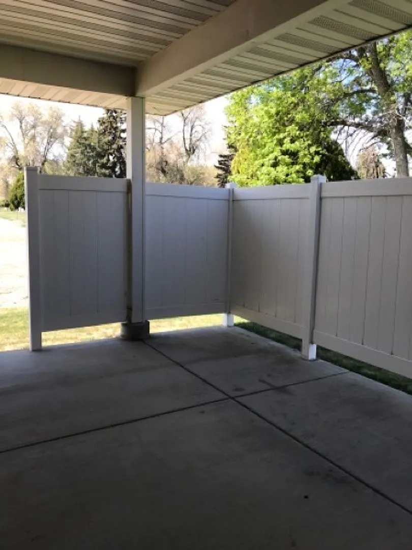 321 Aspenwood Drive — Photo 2