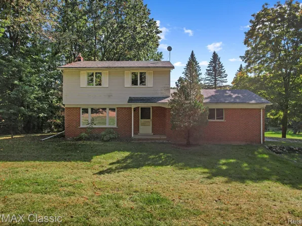 1300 E Maple Rd, Milford, MI 48381