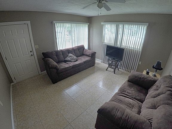 3rd image of 2900 Sanka Dr