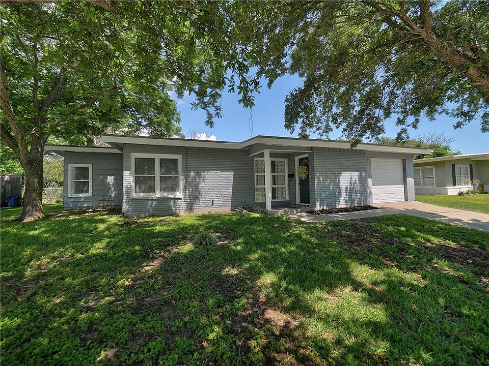 3917 Brawner Pkwy, Corpus Christi, TX 78411 Zillow