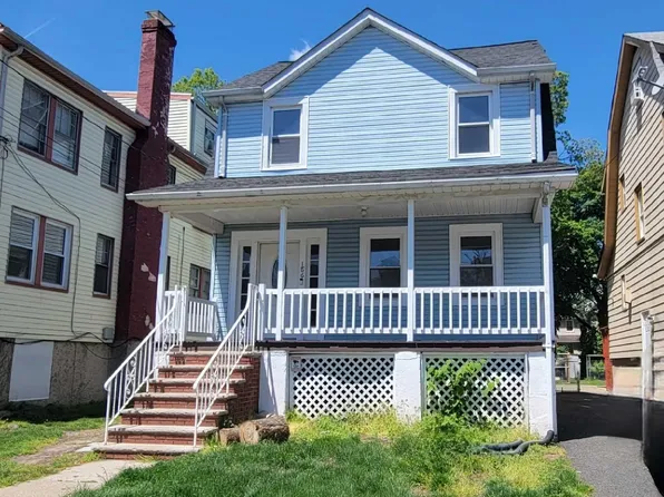 166 Humphrey St, Englewood, NJ 07631
