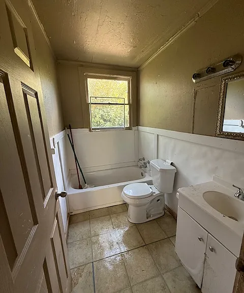 5818 Comish Dr — Photo 4