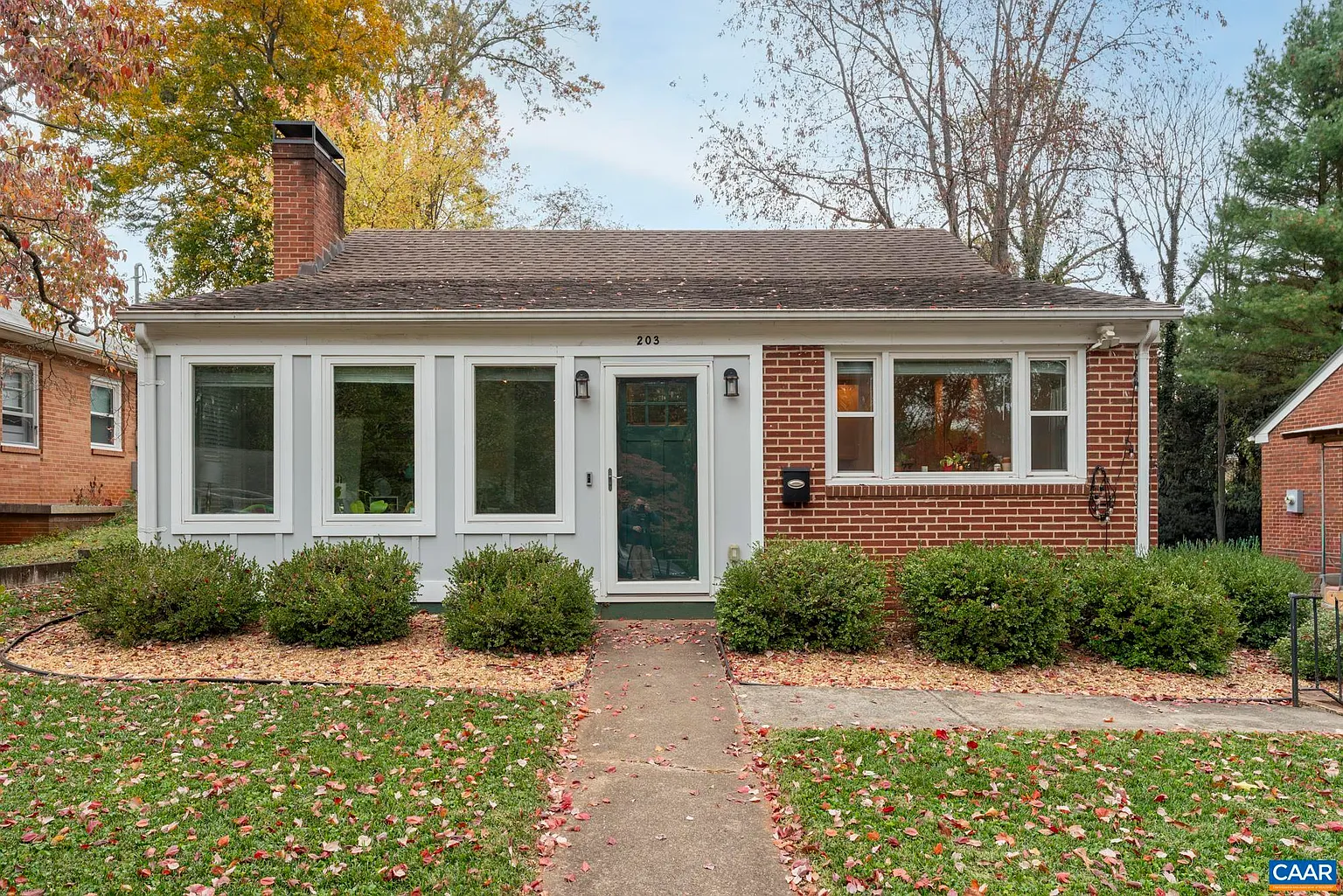 203 Raymond Ave photo 1