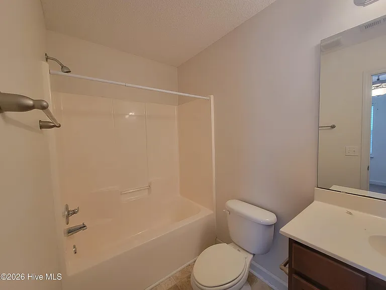 300 Burley Dr #9 — Photo 6
