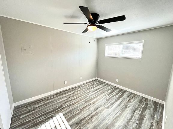 5th image of 400 Linda Dr APT 8