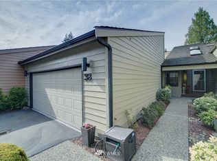 15000 Village Green Dr APT 38, Bothell, WA 98012