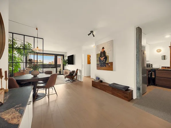 90 Gold St APT 21F, Manhattan, NY 10038