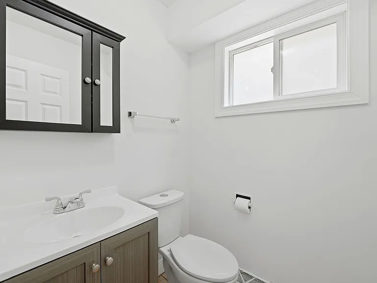2028 Williamsburg Dr #D108 — Photo 13